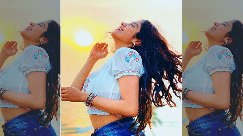 Janhvi Kapoor Shares Throwback Pics From Her 'Wildflower Wildfire' Vacation
