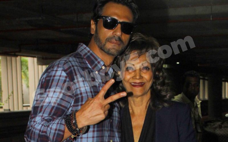 Arjun Rampal’s mother survives cancer