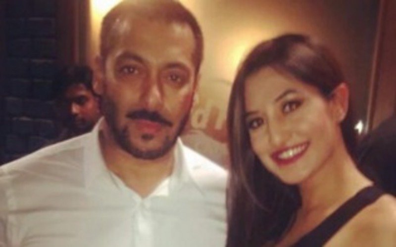 Salman shoots Sultan song with ‘mystery’ Beauty Queen