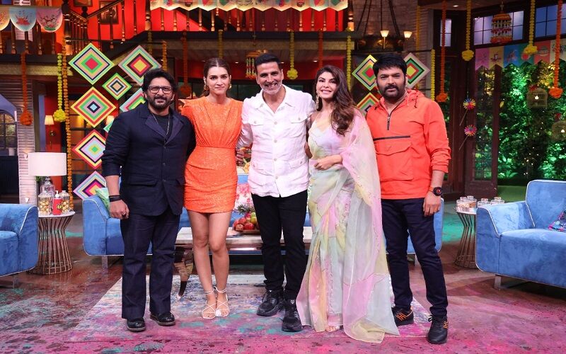 The Kapil Sharma Show: Comedy King Teases Akshay Kumar For His 'Fake Smile' On His Anniversary Picture With Twinkle Khanna; Here's HOW Actor Reacted-See VIDEO