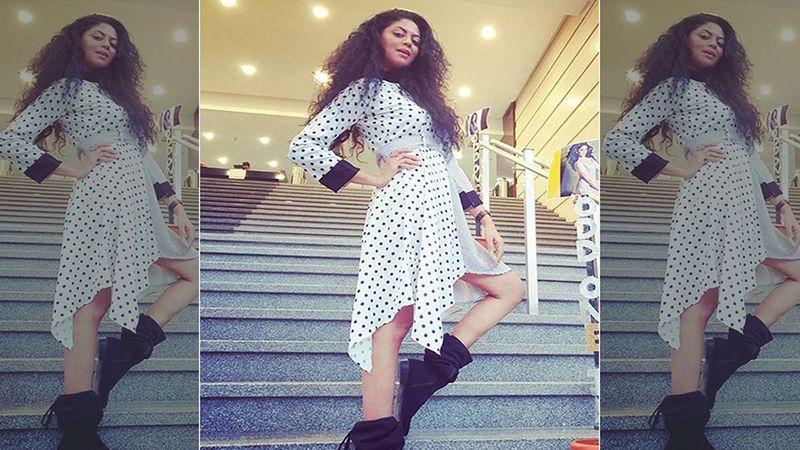 Kavita Kaushik Gives A Befitting Reply To A Troll Taking A Dig At Her Acting Skills Amid Arnab Goswami Controversy