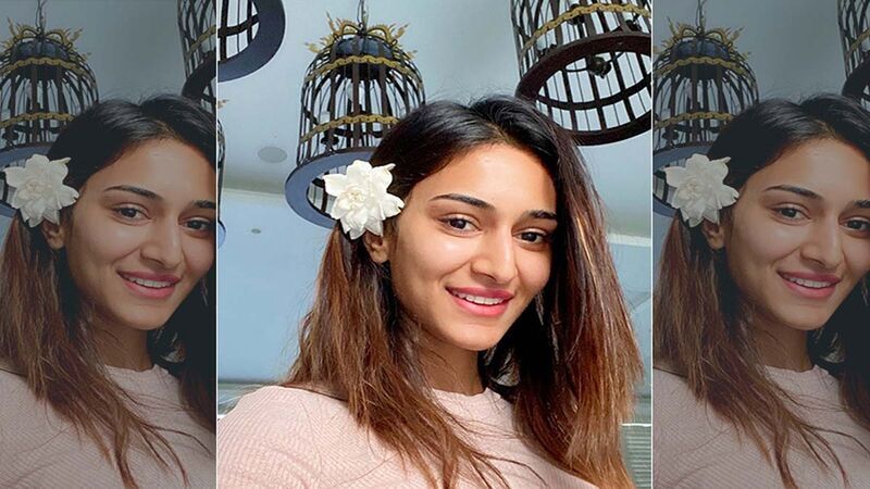 Erica Fernandes Looks Hot In Sports Bra And Briefs, Shares Stunning Beach Pictures From Her Dubai Vacation-See PHOTOS