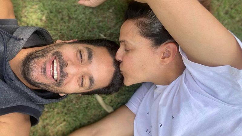 Neha Dhupia Reveals Husband Angad Bedi Tested COVID-19 Positive When She Conceived Their Second Child