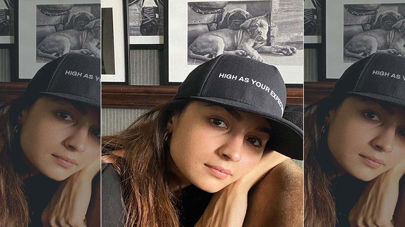 Alia Bhatt Visits Her Future Home To Oversee The Work, While Boyfriend Ranbir Kapoor Is Busy Fulfilling His Work Commitment