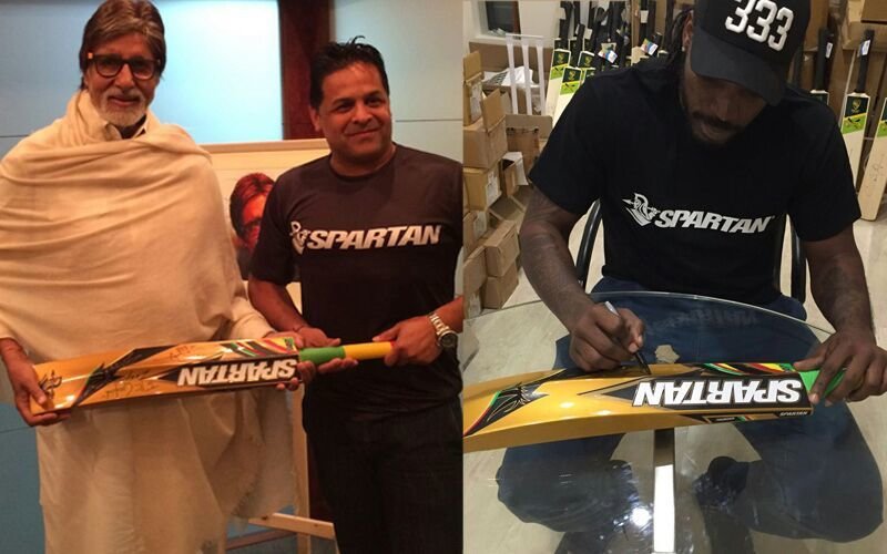Chris Gayle gifts his gold bat to Amitabh Bachchan