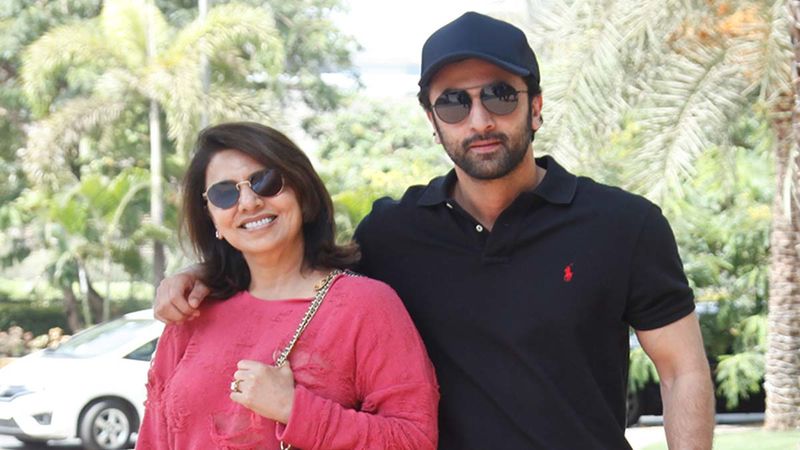 Ranbir Kapoor's Latest Picture Has An Interesting Emoji Face: Atleast Mom Neetu Kapoor Says So