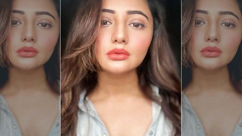 As Naagin 4 Finale Wraps Up Rashami Desai Posts Picture In A Peach Embroidered Number; Looks Gorgeous In A ‘Bas Yu Hi’ Photo