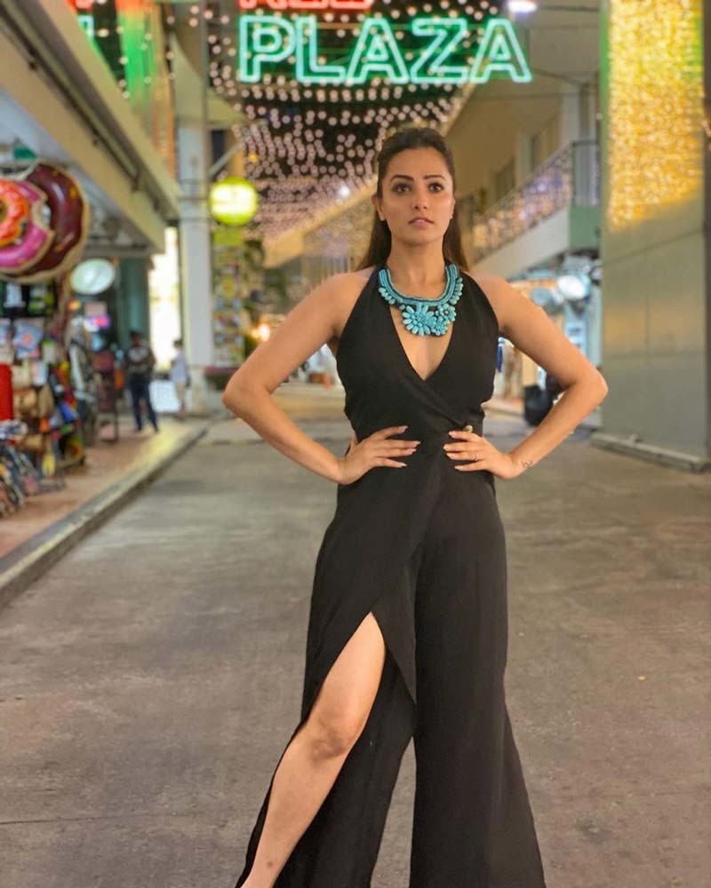 Anita Hassanandani Misses Stepping Out Until She Does Let S Look At Her Stunning Ootns