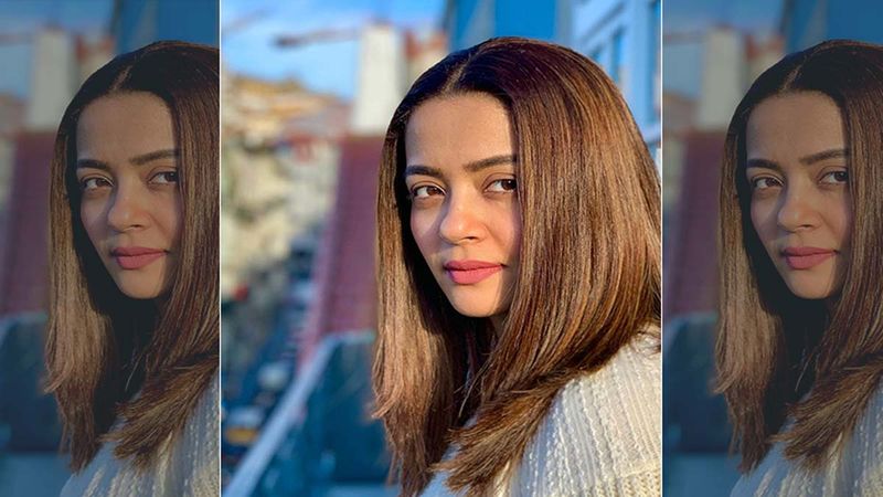 Surveen Chawla Had Once Shared Series Of Casting Couch Experiences: ‘One Filmmaker Wanted To See How My Cleavage Looks And One Wants To See How My Thighs Looked’