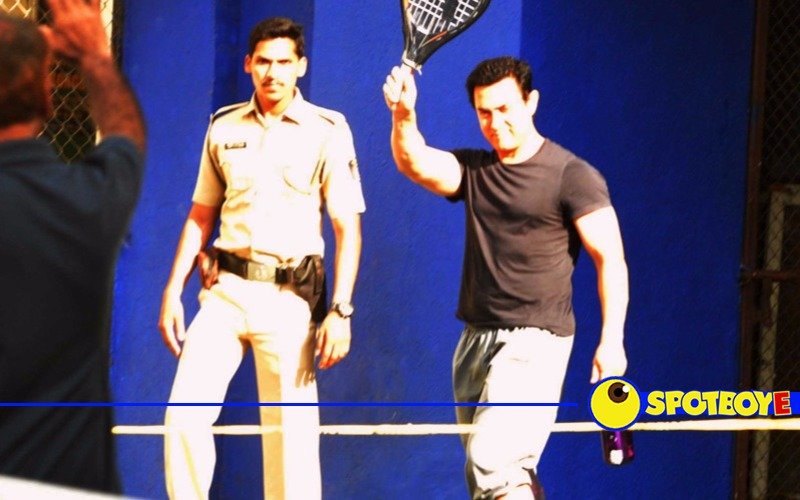 Aamir Khan plays Tennis