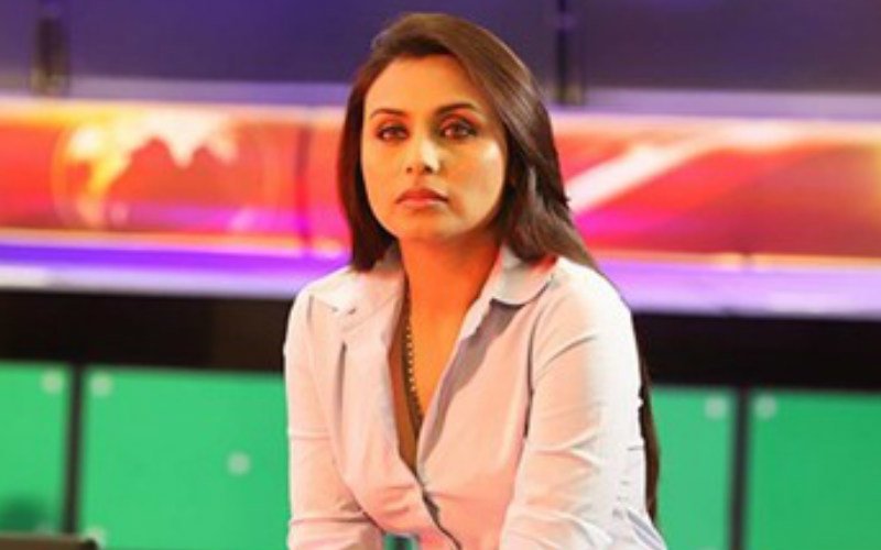 "Don't click my pictures," Rani yells at photographers