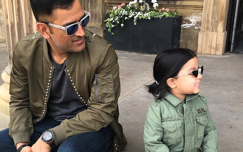 MS Dhoni’s Little Munchkin Ziva Dhoni Poses With A Lot Of Panache In Her Latest Instagram Post