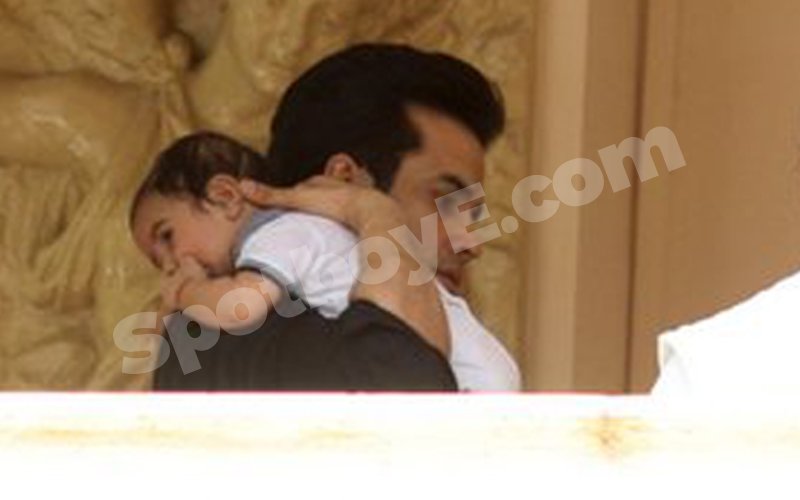 First Pics Of Tusshar Kapoor With His Son Laksshya