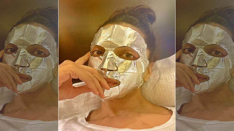 Deepika Padukone Is Prepping For A Big Weekend With A Silver Facemask On; Is She Resuming Work?