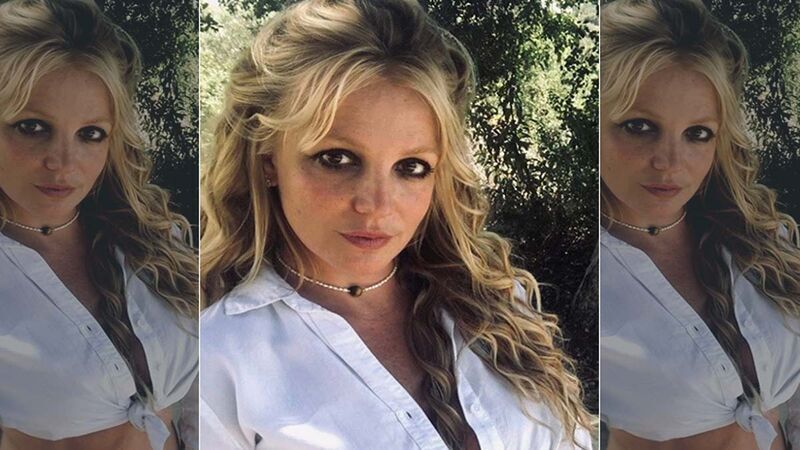 Britney Spears Goes Nude Strips Down To Nothing Yet Again Fan Says Somebody Tell Britney To 