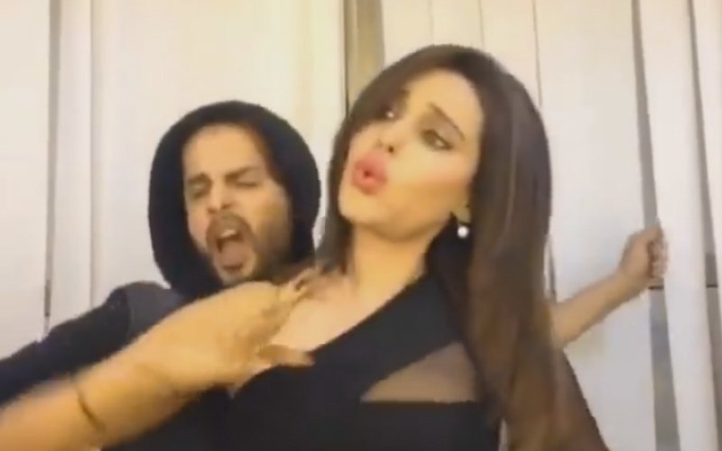 Watch Gizele Thakral rock this dubsmash with our host Shardul Pandit
