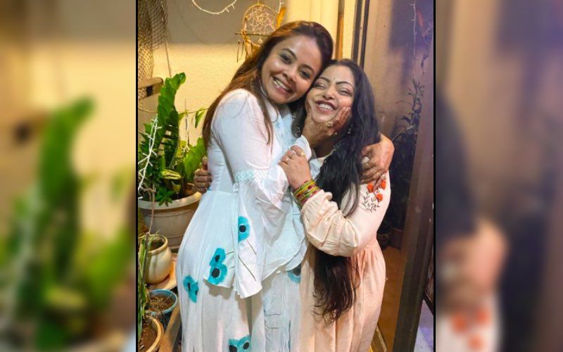 Devoleena Bhattacharjee Gets Support From Twitterati As They Call For 'Justice For Divya Bhatnagar'; Raise Voice Against Domestic Violence