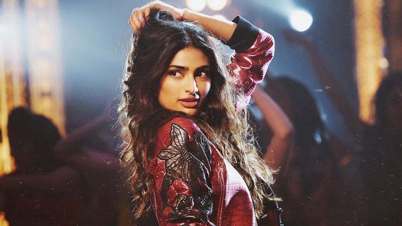 A Still Of Athiya Shetty From The Song Tere Naal Nachana