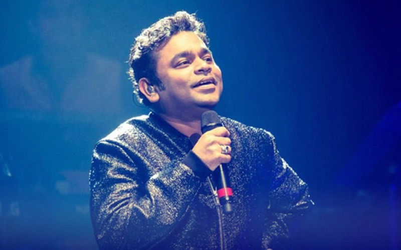 AR Rahman Changes Lyrics Mid-Concert, Sings 'Don't Worry Kerala'