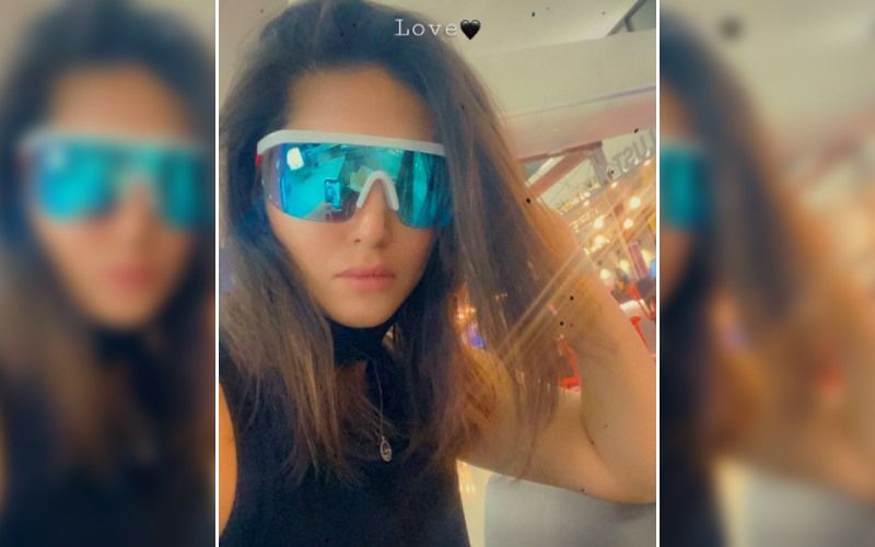 Sunny Leone Gears Up For 'New Adventure' As She Comes Back To Mumbai After 6 Months; Flaunts Her Current Mood With A Cool Pic