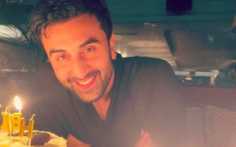 Ranbir Kapoor Dashes Off To Dubai Sans GF Alia Bhatt; Actor Obliges A Fan's Request For Picture - Check It Out