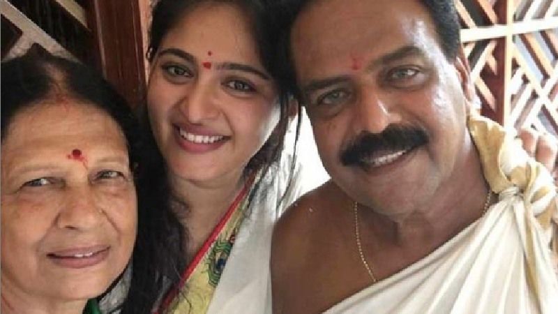 Baahubali Star Anushka Shetty Makes The Sweetest Post On Her Parents' Anniversary; Check It Out
