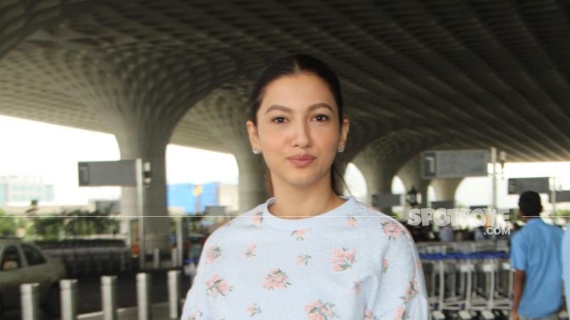 Amid BMC FIR Controversy, Gauahar Khan Is Missing Her Late Father; Pens 'You Are In A Better Place Than This Slanderous World'