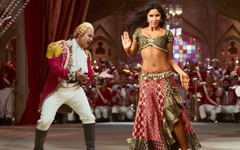 Thugs Of Hindostan Song Suraiyya: Aamir Khan Can't Keep His Eyes Off Katrina Kaif