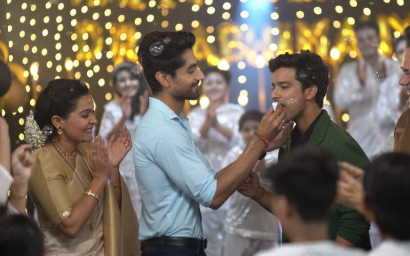 Yeh Rishta Kya Kehlata Hai SPOILER ALERT: Abhimanyu Feels Akshara’s Presence At His Birthday Bash; Finds Her Hiding In His Cabin