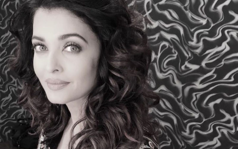 Throwback Thursday: Aishwarya Rai Bachchan's Gorgeous 1993 Photoshoot Will Leave You Numb