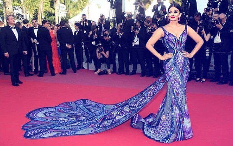Cannes 2018: Aishwarya Rai Makes Heads Turn In A Dramatic Gown