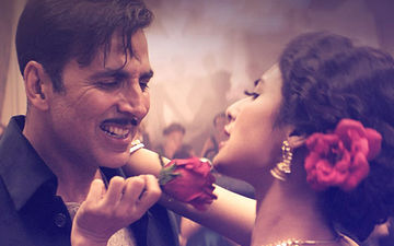 Gold Song Monobina: Drunken Akshay Kumar Woos Mouni Roy
