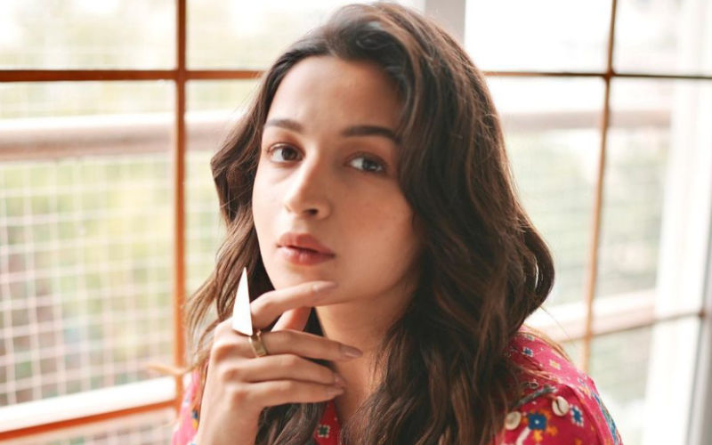 Alia Bhatt Slams Paparazzi For Invading Her Privacy; Requests Mumbai Police To Take Action Against Media For Their 'Gross Invasion'