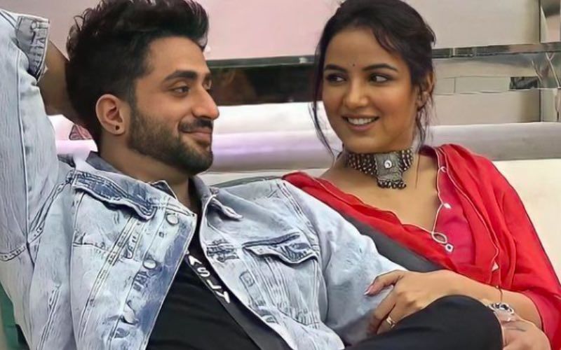 Bigg Boss 14’s Jasmin Bhasin- Aly Goni Snuggle Together In This Adorable Video; Jasmin Complains ‘You Posted This Without Asking Me’- WATCH