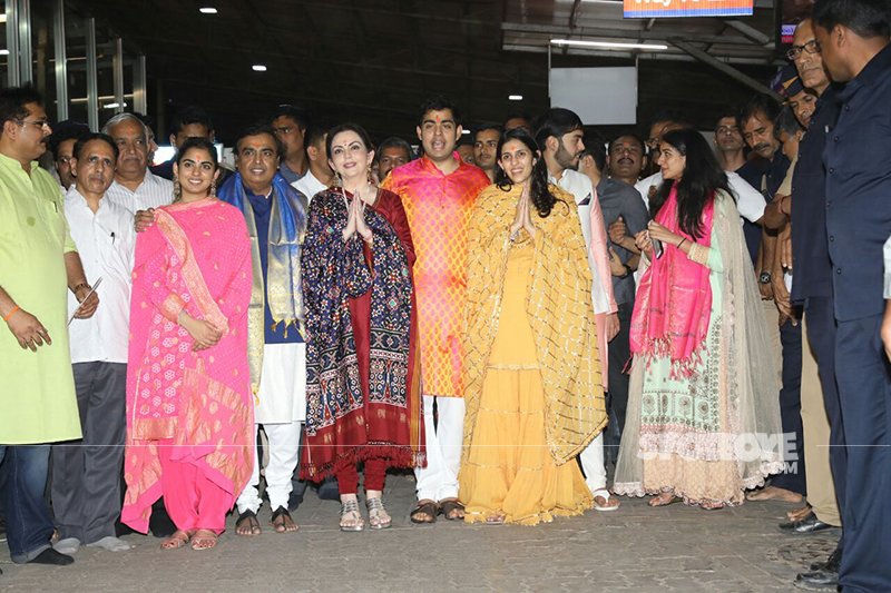 Ambani Family At Siddivinayak Temple