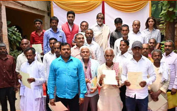 Amitabh Bachchan Helps Clear Loans Of Over 2000 Farmers From Bihar