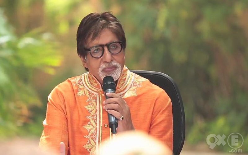 Big B Meets His Fans On 72nd Birthday