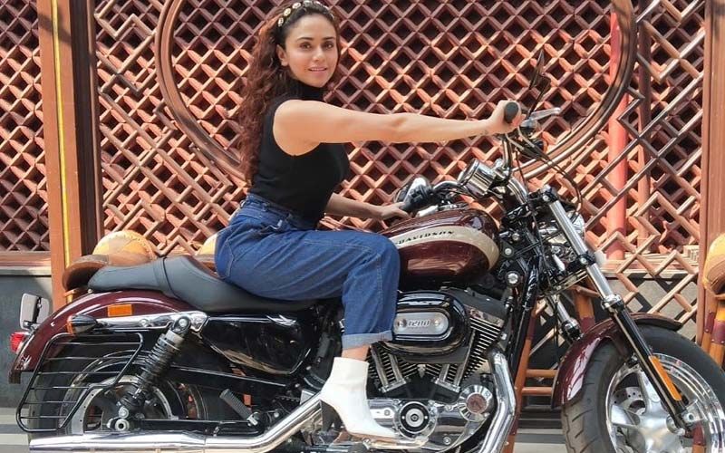 Malang Star Amruta Khanvilkar Will Set Your Heart Racing With Her Hot Harley Davidson Picture