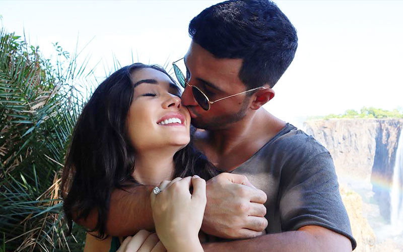 Mommy-To-Be Amy Jackson Will Officially Get Engaged On May 5 In London