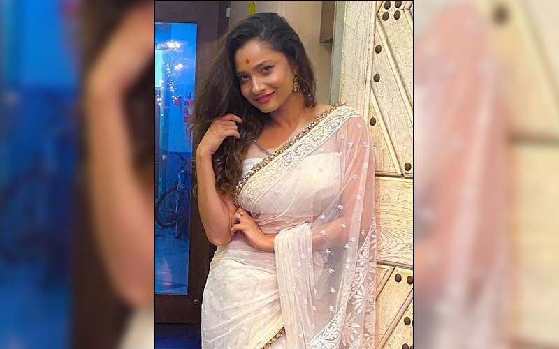 Ankita Lokhande Stuns In A Saree As She Gives Glimpse Of Her New Home With Hubby Vicky Jain; Fan Asks 'Aapki Halwa Post Kab Ayegi? Katrina Kaif Ki Toh Aa Gayi" -Pics Inside