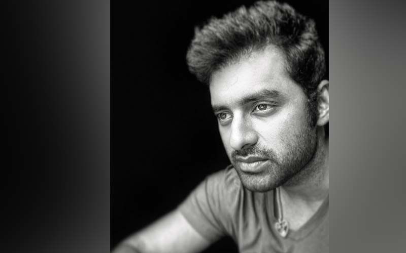 Ankush Hazara’s Picture With His Pet Dog Will Melt Your Heart
