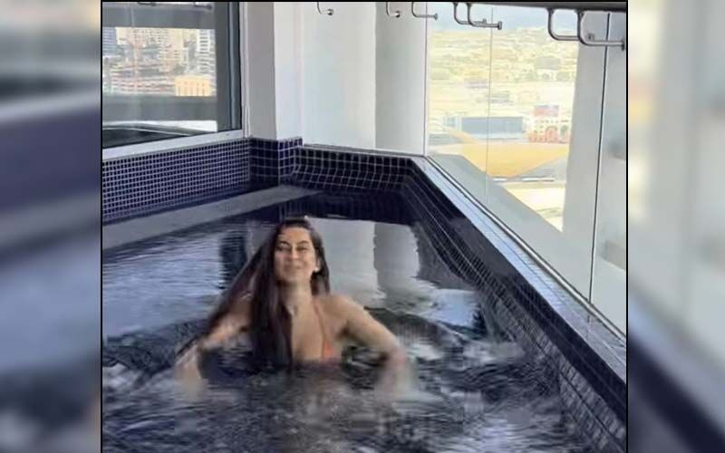 Anusha Dandekar Is Too HOT To Handle As She Flaunts Her Curves In A Thong Bikini, Takes A Dip In The Pool- WATCH VIDEO