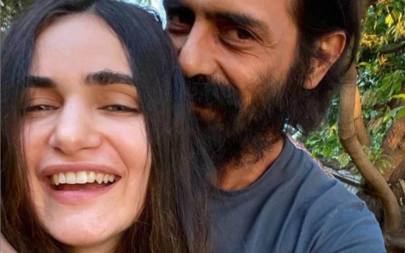 Arjun Rampal Talks About His Missing Inner Wear As He Finds Them Clinging To His GF Gabriella Demetriades