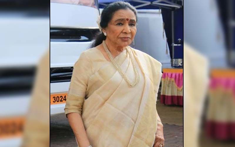 Asha Bhosle Recalls How Her Driver Thought She Needed Medical Help When She Practised The Tune For 'Aaja Aaja Main Hoon Pyar Tera' In Her Car