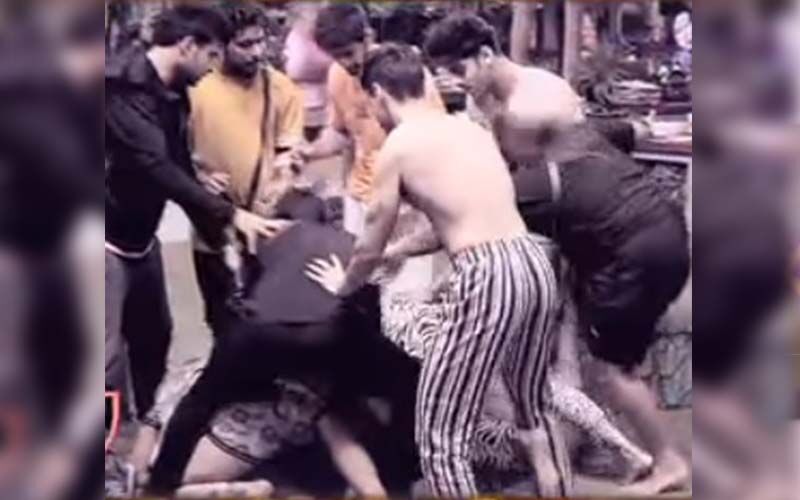 Bigg Boss 15: Karan Kundrra Turns Violent During A Task, Fan Asks 'Is This WWE'-WATCH