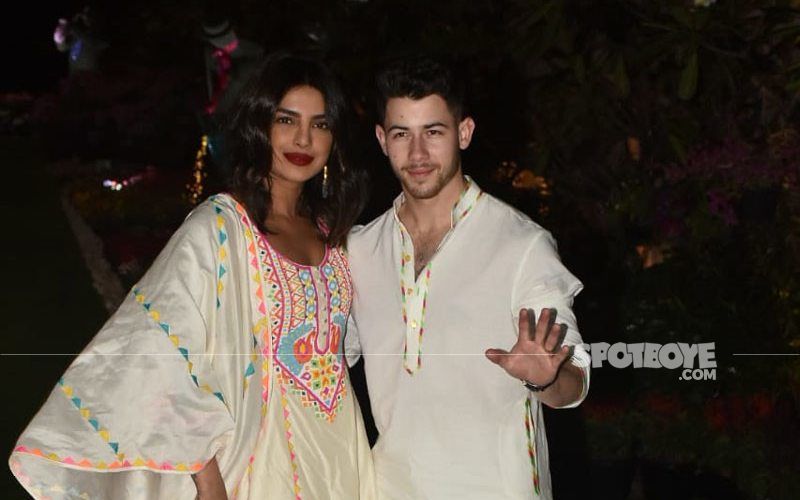 Valentine's Day 2021: Priyanka Chopra Gets 'Just A Couple Of Roses' From Hubby Nick Jonas; Lady Pens A Sweet Note As She Is Missing Him