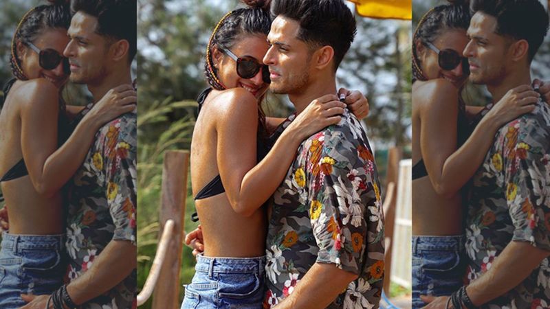 Benafsha Soonawalla Looks Sensuous As She Strips Down To Nude, Making BF Priyank Sharma Go Nuts; Lady Calls Him 'World's Most Supportive Boyfriend' - PIC