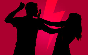 Darr! This TV Actress Isn't Admitting To Her Break-Up Because Her Ex Will Beat Her Black And Blue