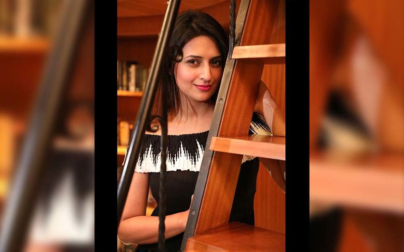 Divyanka Tripathi's Most Liked Pictures On Instagram; Don't Miss These Shots Of The Yeh Hai Mohabbatein Actress