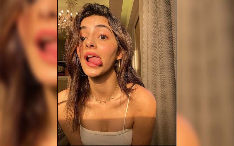 Sunkissed Ananya Panday's Breathtaking Timer Selfies: Hot or Cute?